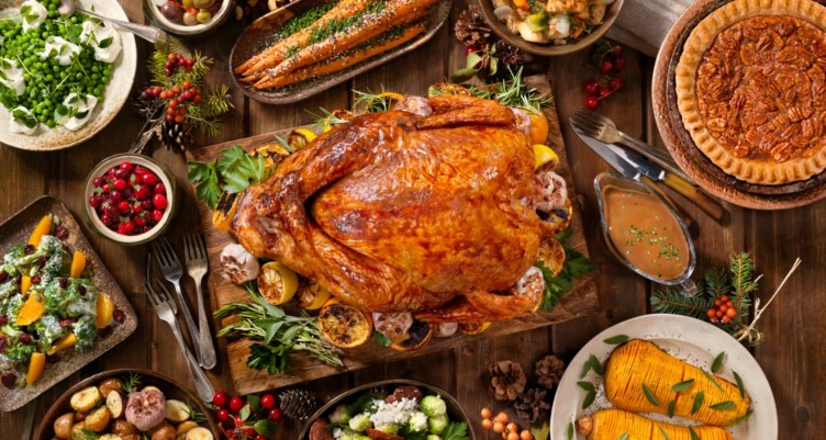 5 Ways to Stick to Your Goals This Thanksgiving (Plus, Two Recipes)