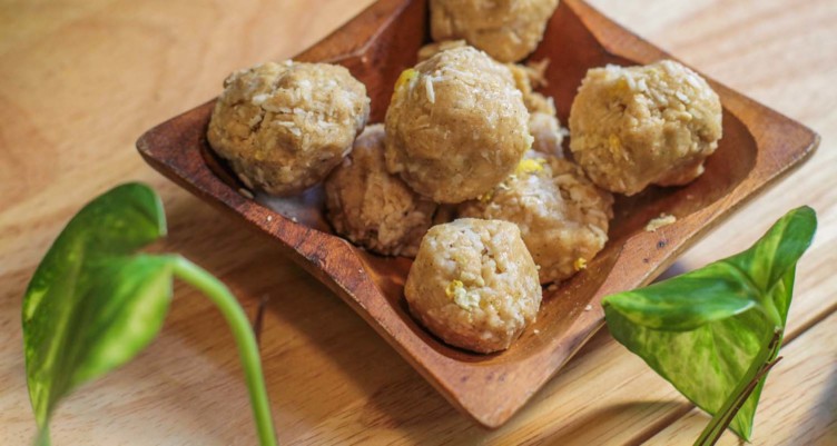 Lemon coconut energy balls