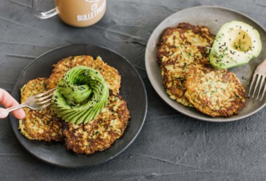 low-carb thyme and zucchini fritters recipe