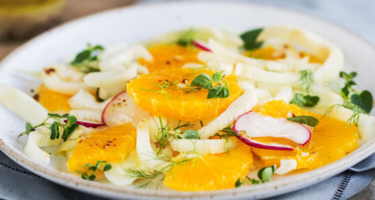 12 Best Vegetables and Fruit to Eat Right Now_Sicilian Fennel and Orange Salad with Red Onion and Mint