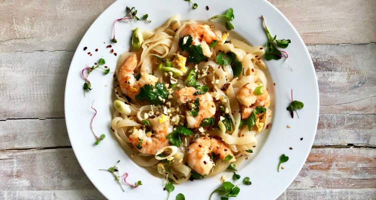 Low-Carb Shrimp Pad Thai with Shirataki Noodles