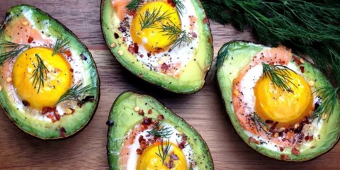 9 Fat-Healthy, Superfood Avocado Recipes_Smoked Salmon Egg Stuffed Avocados