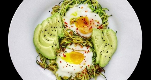 Zoodles nests with baked eggs