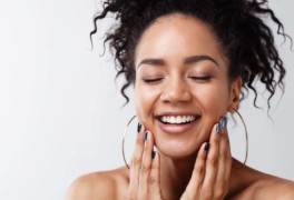 How to Get More Collagen, and Why Your Skin Needs It to Stay Young_How collagen keeps your skin young