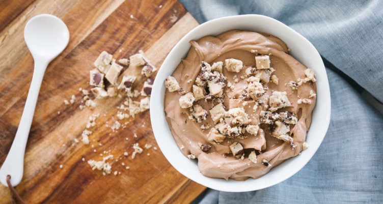 Keto Cookie Dough Ice Cream_view 2