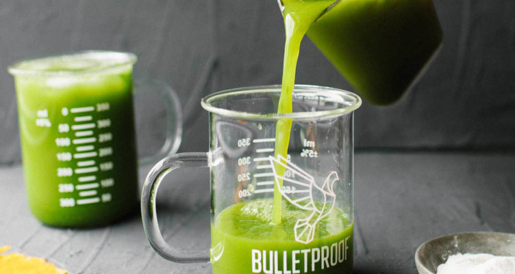No sugar needed: Here are 9 of the best keto green smoothie and green juice recipes packed with healthy fats and fiber (and none of the junk).