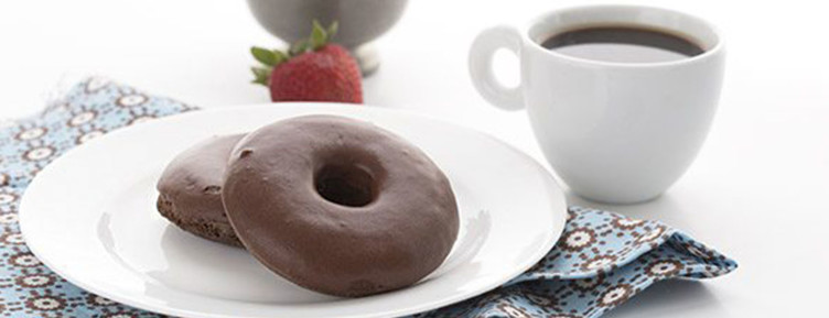 Keto Breakfast Ideas That Aren't Boring 7 keto chocolate cake donuts