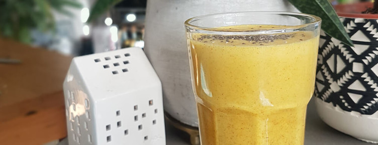 Keto Breakfast Ideas That Aren't Boring 33 keto turmeric breakfast smoothie