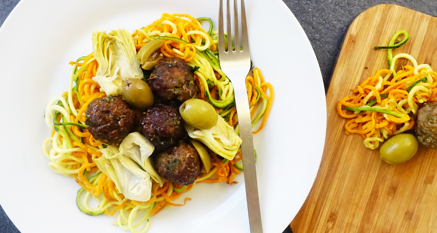 30Minute Paleo Zoodles and Meatballs recipe Whole30, with keto option
