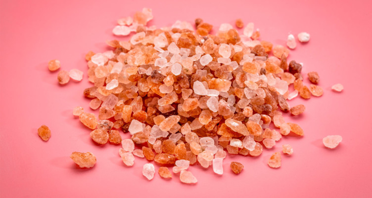 Himalayan Salt Benefits: Why It's a Better Choice Than Table Salt