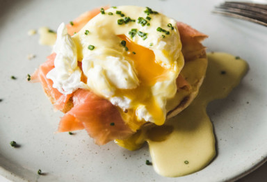 Keto eggs Benedict on plate