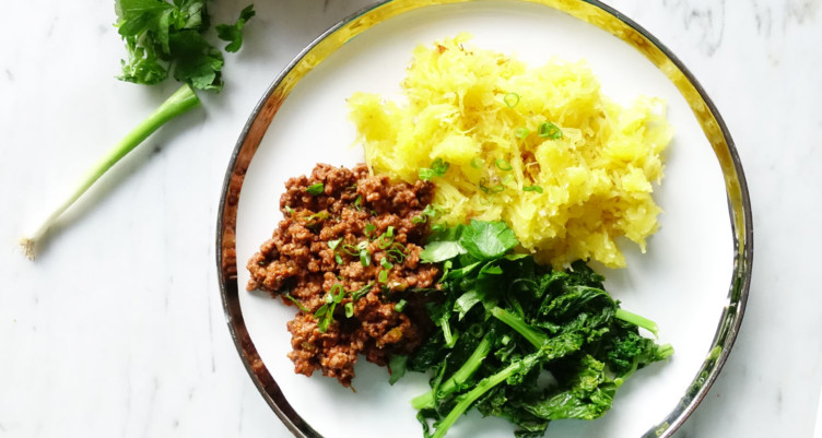 Paleo Spaghetti Squash With Meat Sauce