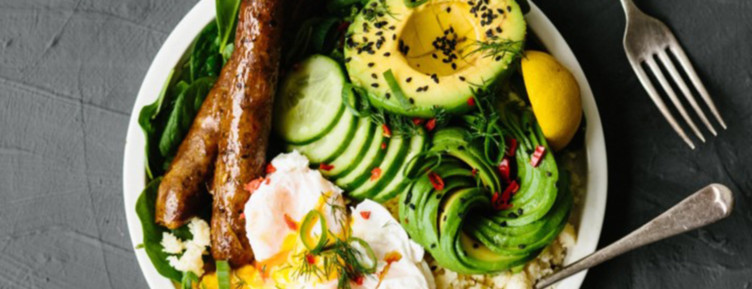 These cauliflower rice recipes prove that cauliflower can do it all: Sweet to savory, breakfast to dinner, and everything in between.