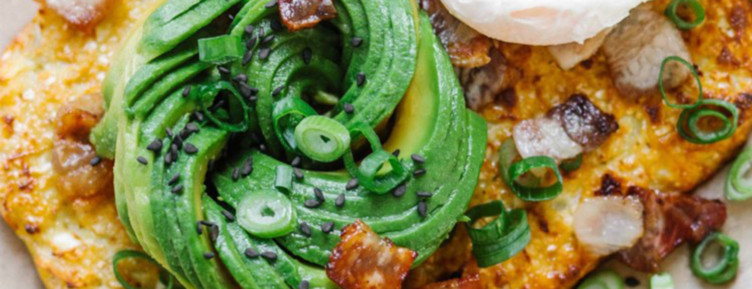 These cauliflower rice recipes prove that cauliflower can do it all: Sweet to savory, breakfast to dinner, and everything in between.