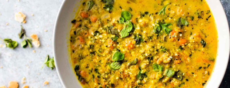 These cauliflower rice recipes prove that cauliflower can do it all: Sweet to savory, breakfast to dinner, and everything in between.