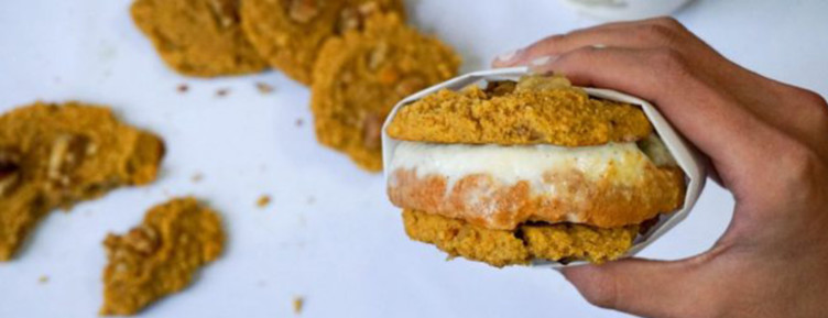 Low-carb, high satisfaction: These keto pumpkin recipes transform your favorite starchy vegetable into sweet and savory dishes.