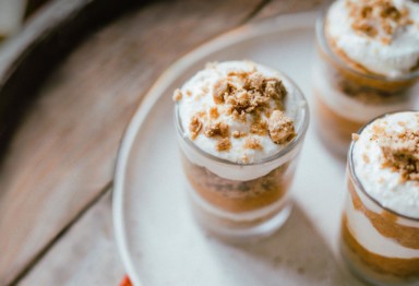 Jars of pumpkin spice parfait