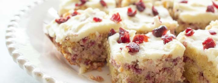 With low sugar and tart flavor, you can use these cranberry recipes for every dish from breakfast to dinner -- all while staying in your macros.