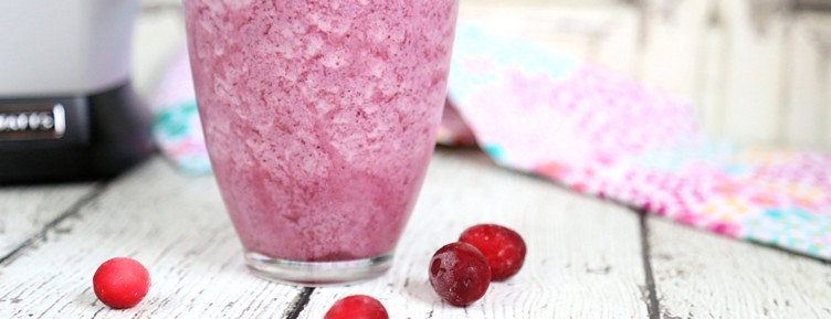 With low sugar and tart flavor, you can use these cranberry recipes for every dish from breakfast to dinner -- all while staying in your macros.