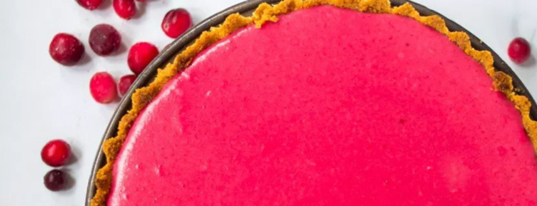 With low sugar and tart flavor, you can use these cranberry recipes for every dish from breakfast to dinner -- all while staying in your macros.