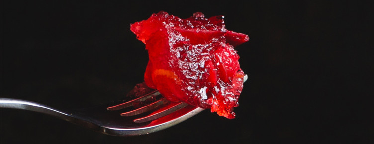 With low sugar and tart flavor, you can use these cranberry recipes for every dish from breakfast to dinner -- all while staying in your macros.