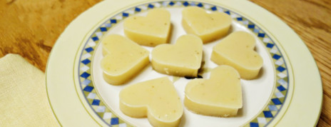 Use gelatin for everything from breads to pies - these keto and paleo gelatin recipes will show you how, while packing every bite with gut-healing protein.