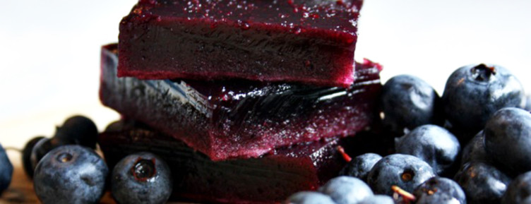 Use gelatin for everything from breads to pies -- these keto and paleo gelatin recipes will show you how, while packing every bite with gut-healing protein.