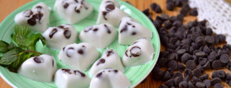 Use gelatin for everything from breads to pies - these keto and paleo gelatin recipes will show you how, while packing every bite with gut-healing protein.