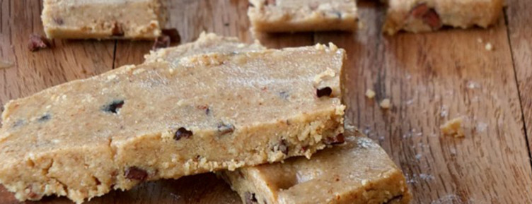Use gelatin for everything from breads to pies -- these keto and paleo gelatin recipes will show you how, while packing every bite with gut-healing protein.