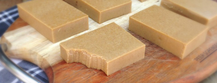 Use gelatin for everything from breads to pies -- these keto and paleo gelatin recipes will show you how, while packing every bite with gut-healing protein.