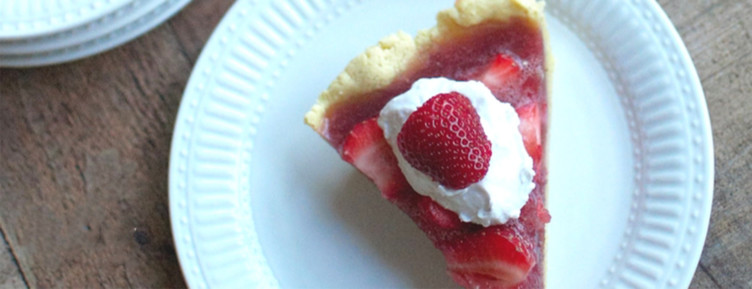 Use gelatin for everything from breads to pies -- these keto and paleo gelatin recipes will show you how, while packing every bite with gut-healing protein.