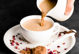 This warm and chocolatey keto peppermint mocha recipe takes minutes to make and creates the perfect warm and caffeine-free treat -- all with 6 net carbs.