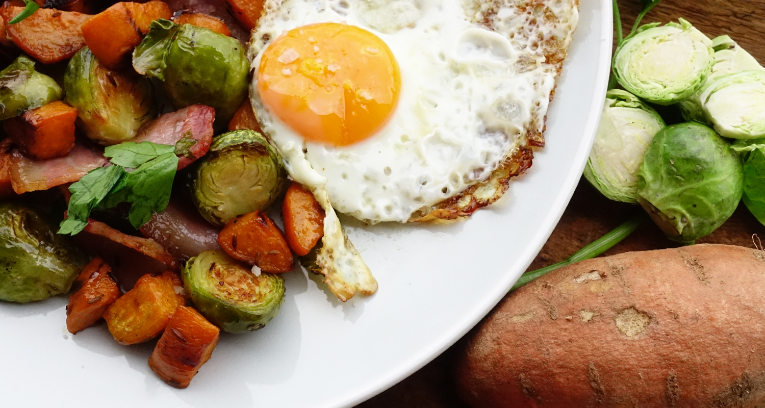 Paleo sweet potato hash with bacon