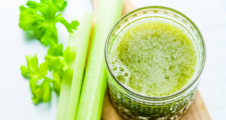 Celery juice and stalk