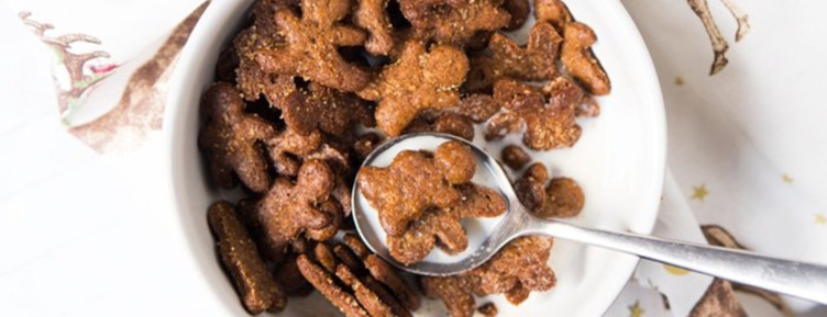 When you crave a sweet and crunchy breakfast without the carbs, make these keto cereal recipes -- including puffs, granola, and even oatmeal.