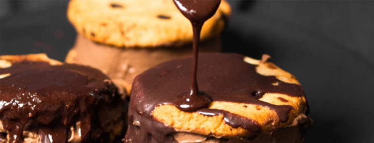 From basic chocolates to dessert sauces and pies, these chocolate desserts deliver rich flavor without inflammatory sugar or milk. Keto and paleo-friendly!