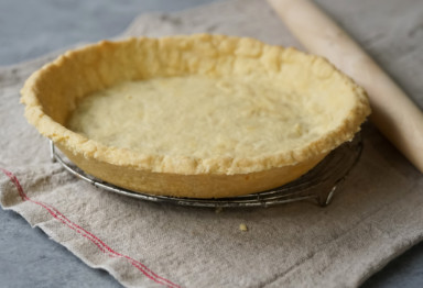 Low-car, paleo almond flour pie crust