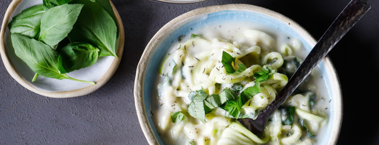 Going low-carb doesn’t have to be hard: These easy keto recipes will help you stick to your plan during any meal without turning your kitchen upside down.