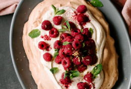 Light and lovely: This keto pavlova recipe makes a crisp, meringue-like base perfect for berries and a creamy dairy-free topping.