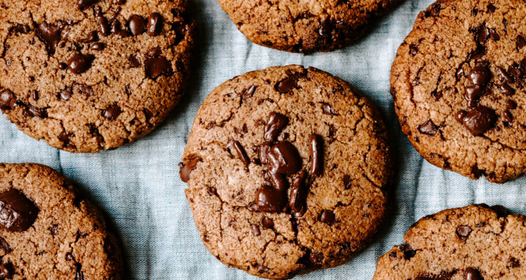 Chocolate Chip Cookie Recipe with Spearmint Essential Oil