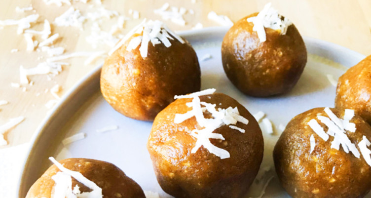 Low-carb pumpkin spice fat bombs