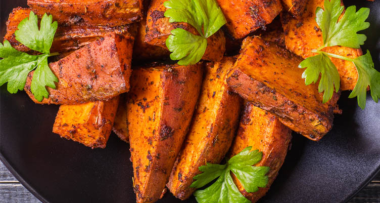 Roasted sweet potatoes with parsley