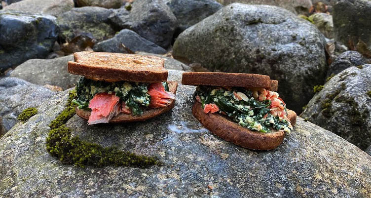 Smoked Salmon and Garlic Spinach Breakfast Sandwich
