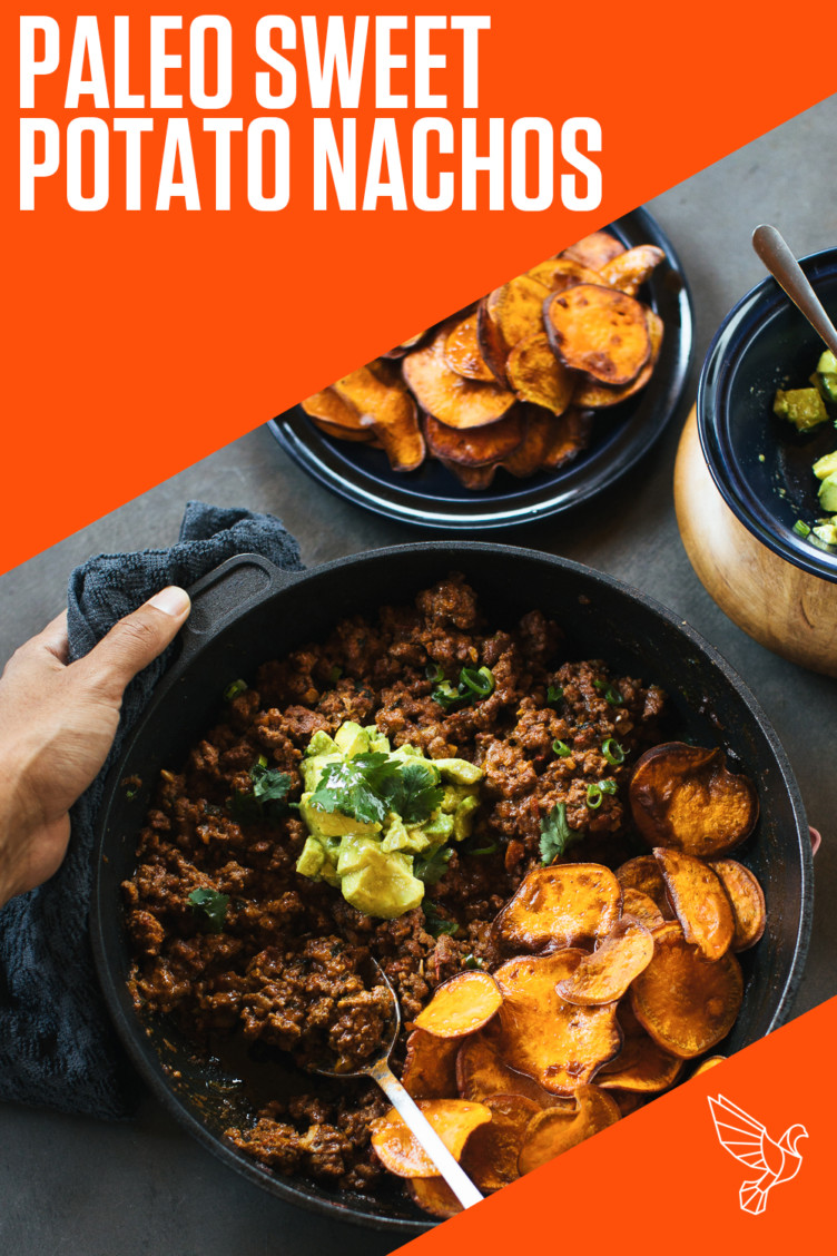 Paleo ßweet potato nachos with toppings