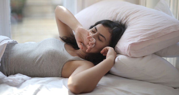 13 Sleep Tips for When It’s Hot AF