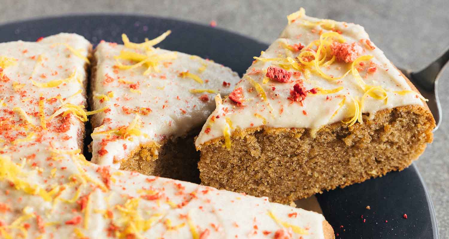 Paleo Gingerbread Cake With Cashew Icing With Cashew Icing (Easy and Grain-Free)