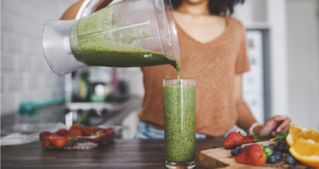 Keto Green Smoothie Recipes to Support Detox And Glowing Skin