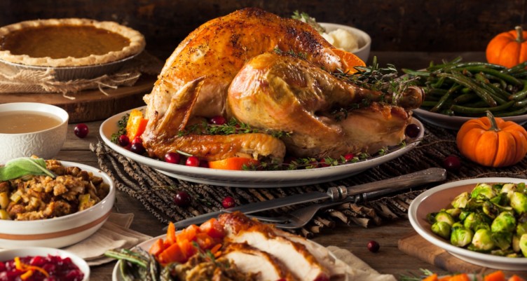 12 Low-Carb Thanksgiving Sides for Everyone at the Holiday Table