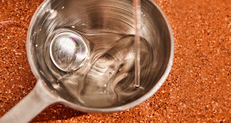 The Ultimate Guide to MCT Oil for Brain Health: Benefits, Uses, and Best Types