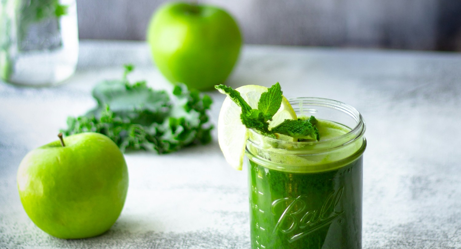 green juice with veg and fruit